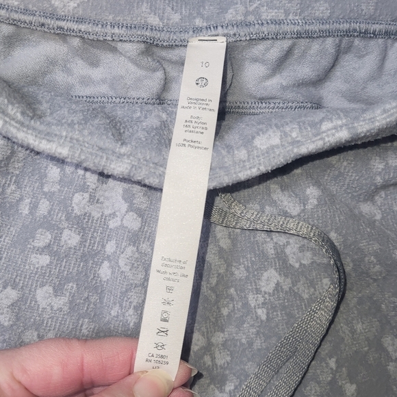 Lululemon Ready to Rulu Jogger Crop Pants Size 10 Grey Spritz Jacquard - Picture 10 of 11